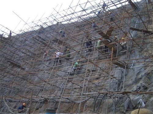 张湾公路桩基检测
